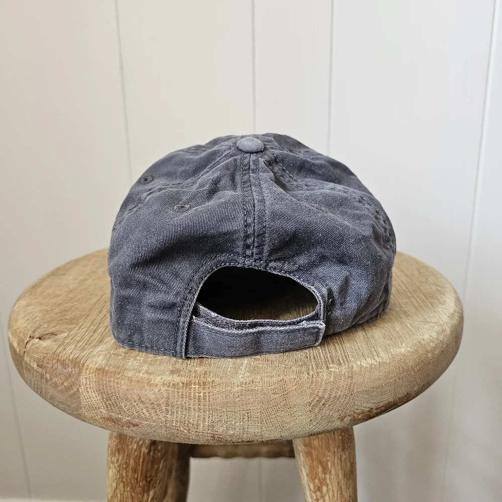 Magnolia stylish gray